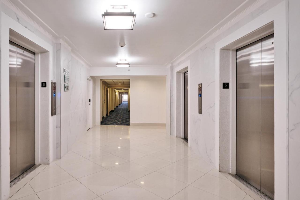 Miami Beach Collins Ave Apartments Free Parking 서니아일스비치 외부 사진