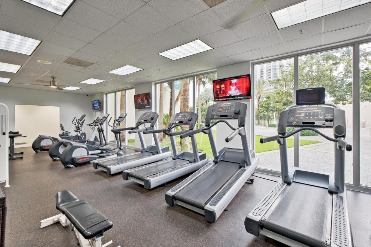 Miami Beach Collins Ave Apartments Free Parking 서니아일스비치 외부 사진
