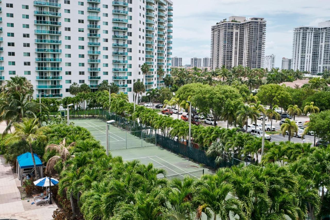 Miami Beach Collins Ave Apartments Free Parking 서니아일스비치 외부 사진