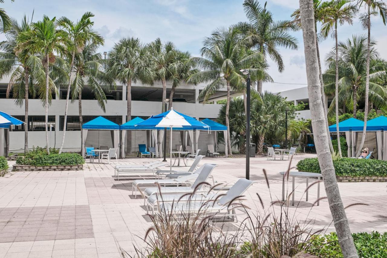 Miami Beach Collins Ave Apartments Free Parking 서니아일스비치 외부 사진