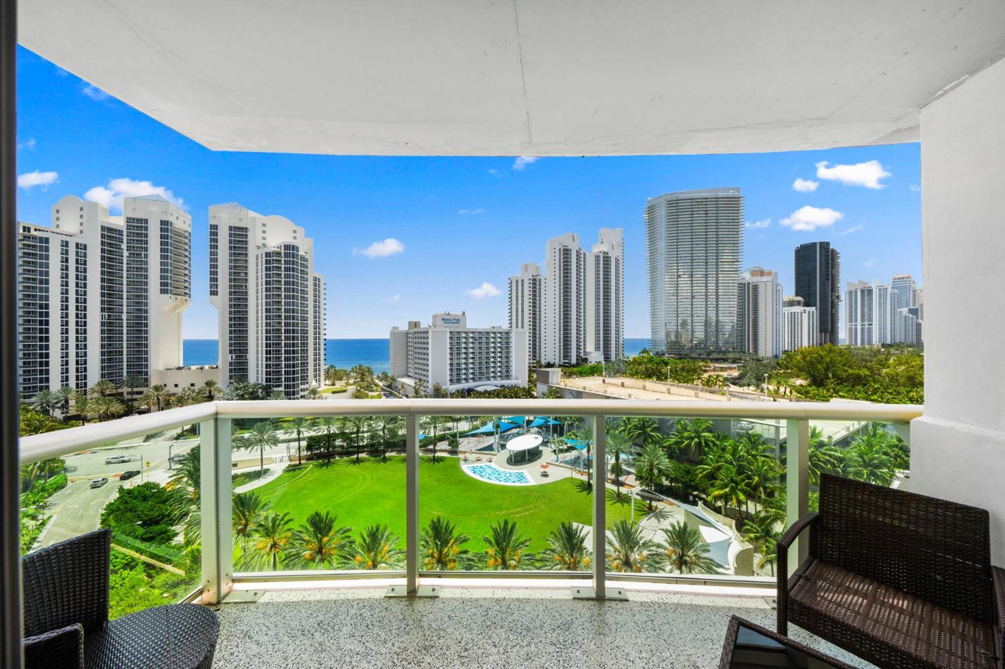 Miami Beach Collins Ave Apartments Free Parking 서니아일스비치 외부 사진