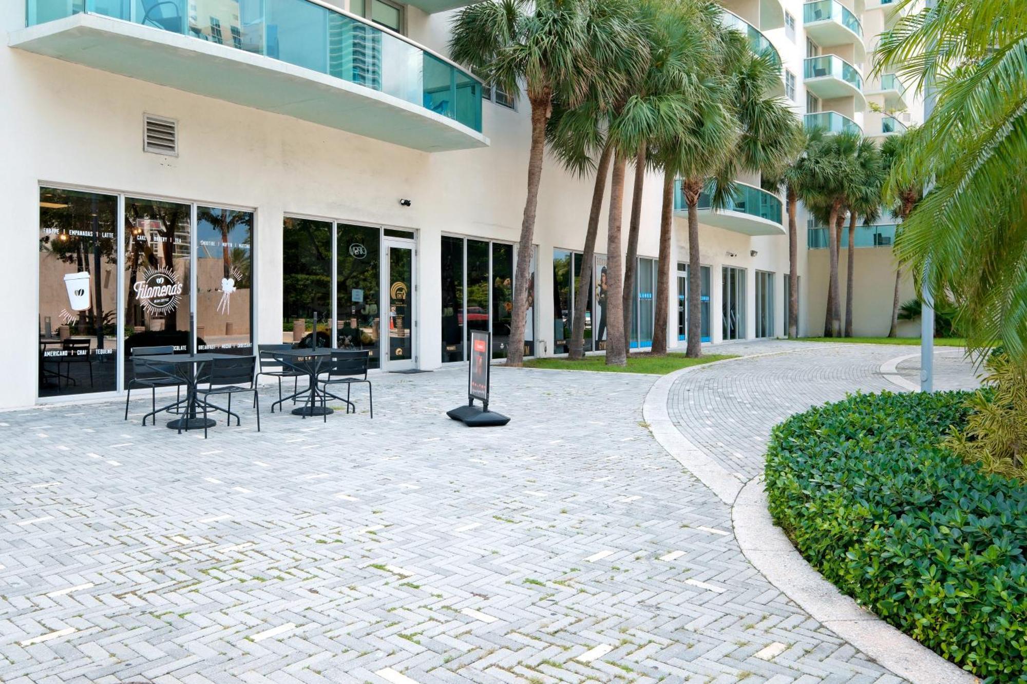 Miami Beach Collins Ave Apartments Free Parking 서니아일스비치 외부 사진