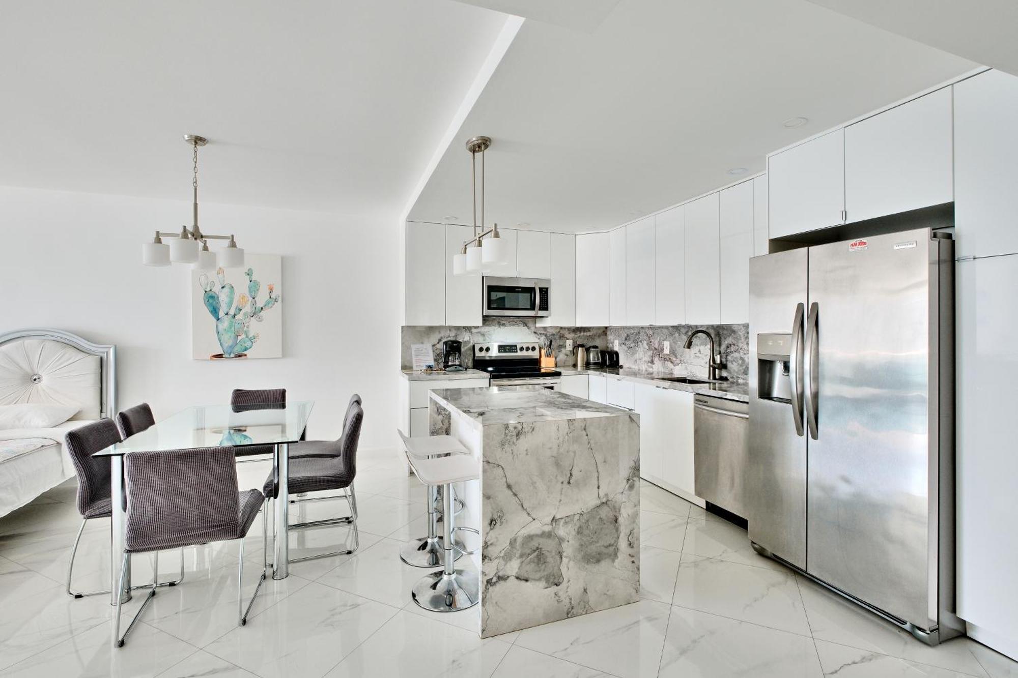 Miami Beach Collins Ave Apartments Free Parking 서니아일스비치 객실 사진