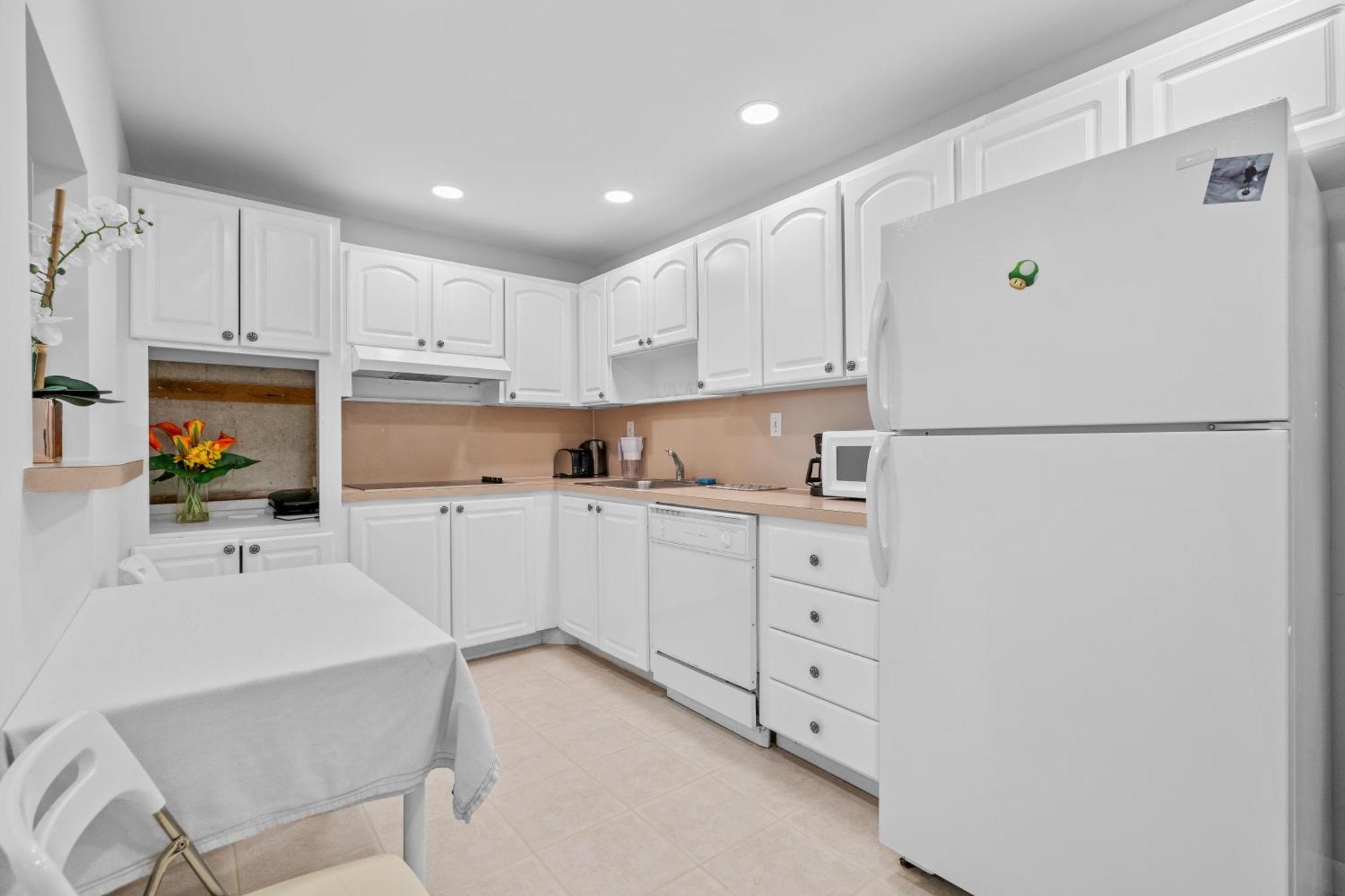 Miami Beach Collins Ave Apartments Free Parking 서니아일스비치 외부 사진