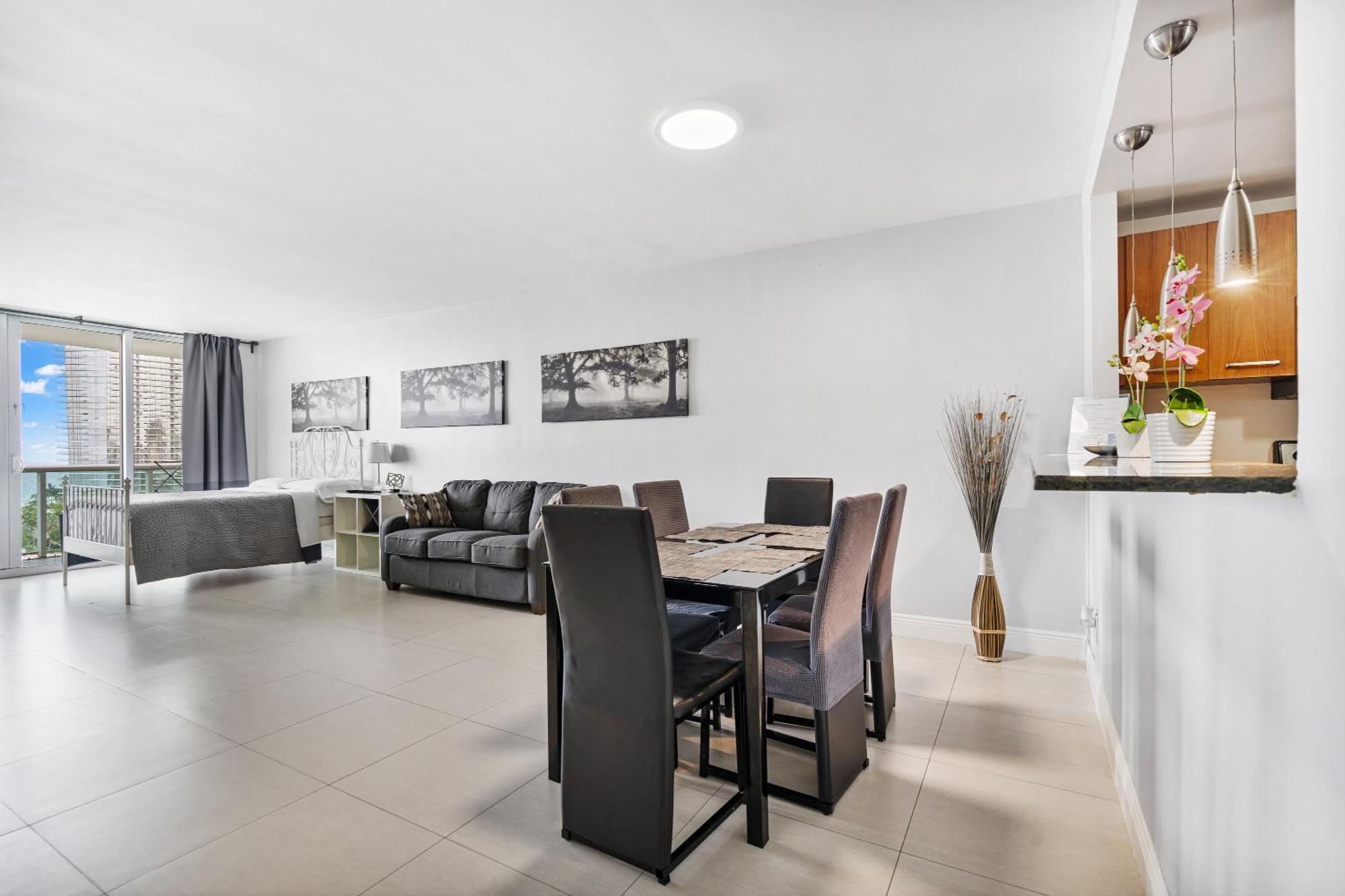 Miami Beach Collins Ave Apartments Free Parking 서니아일스비치 외부 사진