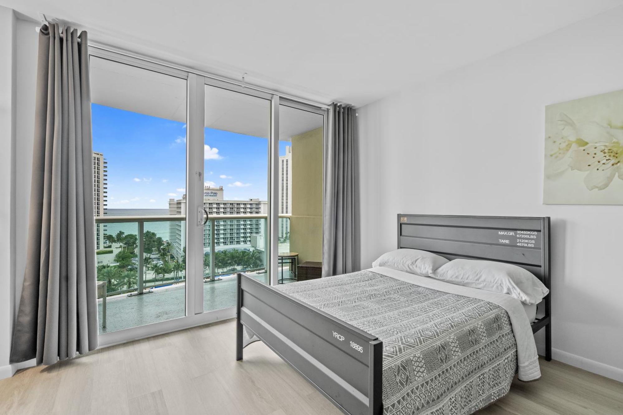 Miami Beach Collins Ave Apartments Free Parking 서니아일스비치 외부 사진
